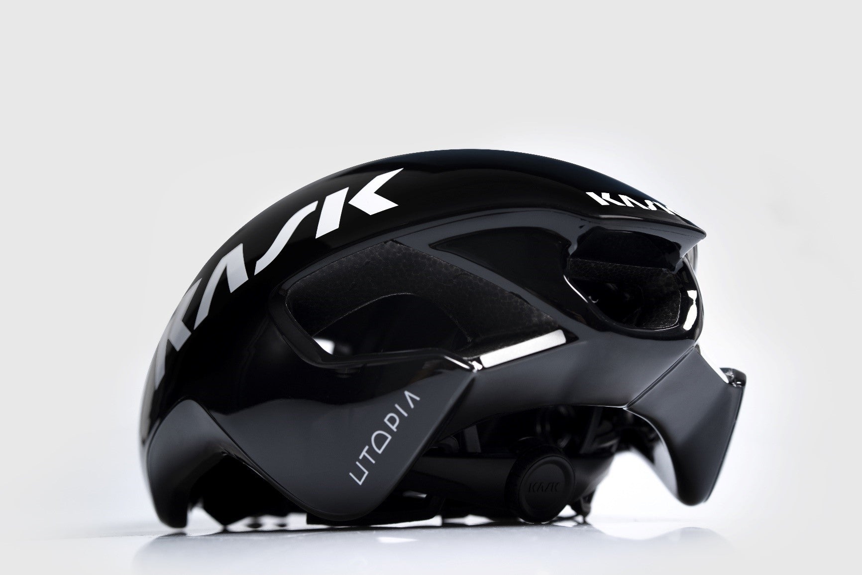 [新品發佈]KASK 發佈UTOPIA Y：經典破風單車頭盔的再進化